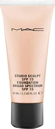Тональная основа MAC Cosmetics Studio Sculpt SPF 15