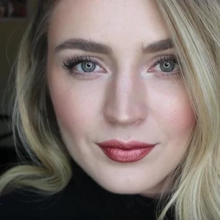 Жидкая губная помада Ofra Cosmetics