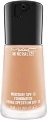 Тональная основа MAC Cosmetics
