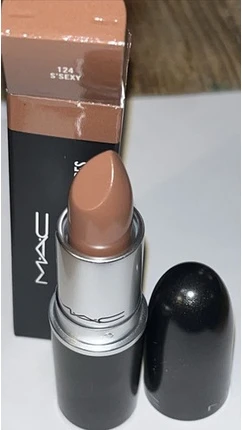 Помада MAC Cosmetics Amplified Creme Lipstick