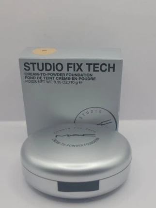 Тональный крем-пудра MAC Cosmetics Studio Fix