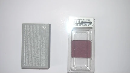 Тени для век Aveda Petal Essence Single Eye Color