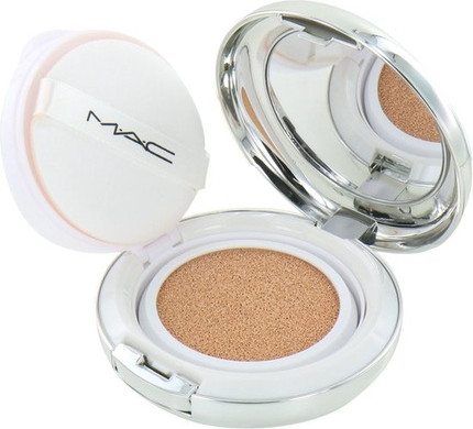 Тональный крем Foundation Lightful C Coral Grass Extra Light Rose SPF50 MAC Cosmetics