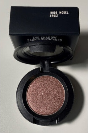 Тени для век MAC Cosmetics Nude Model Frost