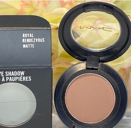 Тени для век MAC Cosmetics