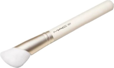 Кисть MAC Cosmetics