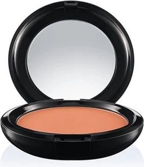 Компактная пудра MAC Cosmetics
