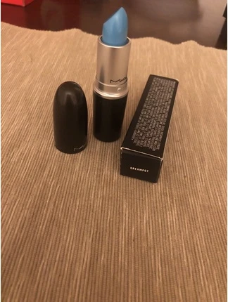 Помада MAC Cosmetics