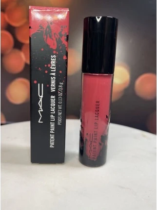 Лаковое покрытие для губ MAC Cosmetics