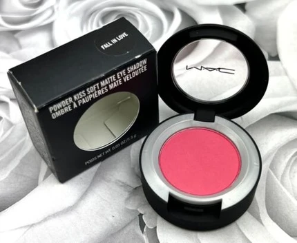 Тени для век MAC Cosmetics