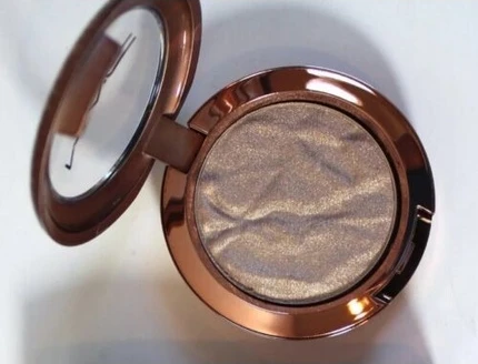Тени для век MAC Cosmetics