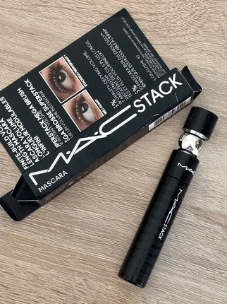 Тушь MAC Cosmetics Mac Stack