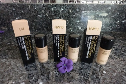 Тональная основа Foundation MAC Cosmetics Studio Radiance Serum Powered Foundation