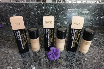 Тональная основа Foundation MAC Cosmetics Studio Radiance Serum Powered Foundation