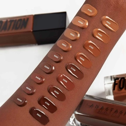 Тональная основа Luminous Foundation от Anastasia Beverly Hills