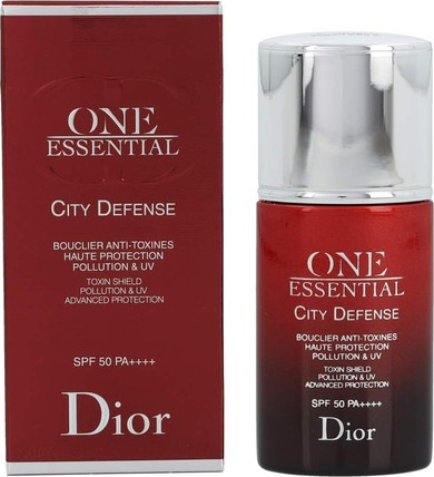 Защита от солнца для лица Christian Dior One Essential City Defense