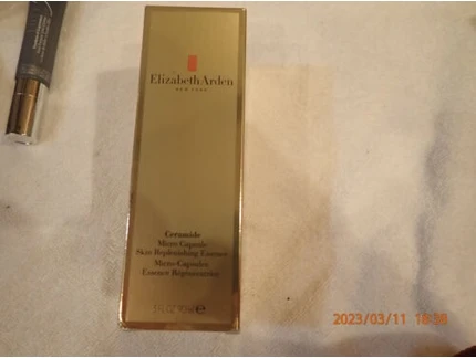 Гель Elizabeth Arden Ceramide Lift and Firm Sculpting Gel