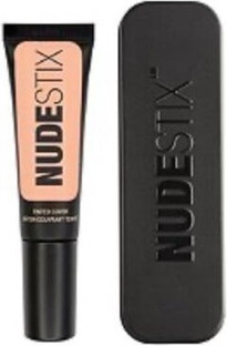 Тональная основа Tinted Cover Foundation от Nudestix
