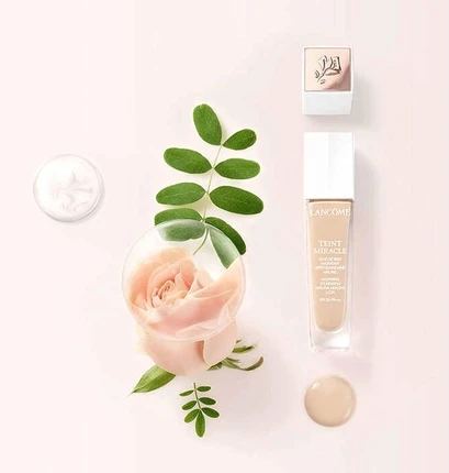Тональная основа Lancome Teint Miracle Luminous Satin