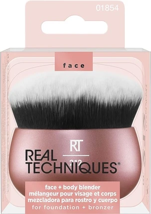 Кисть для растушевки макияжа Real Techniques