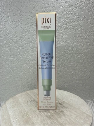 Сыворотка Pixi Skintreats Roll-On Detoxifeye