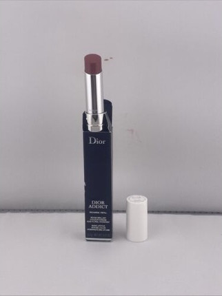 Помада Christian Dior Dior Addict Refill Увлажняющая помада с интенсивным цветом