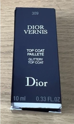 Верхнее покрытие Christian Dior лимитированной серии Dior Vernis Cosmic
