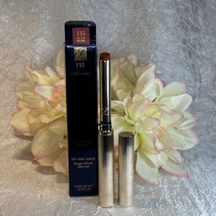 Помада Estee Lauder Pure Color Explicit Silk Матовая 115 Off The Record