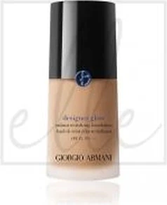 Тональная основа Giorgio Armani Designer Glow Radiant Revitalizing Foundation