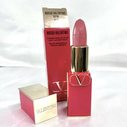 Помада Valentino Satin Lip Color