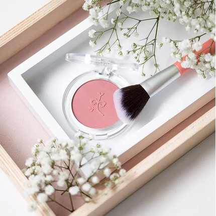 Кисть для румян Benecos Colour Edition