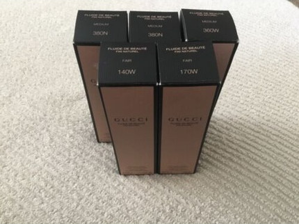 Тональная основа Gucci Natural Finish Fluid Foundation