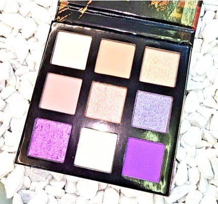 Палетка теней для век Avon Ultra High Pigmented Color Lilacs