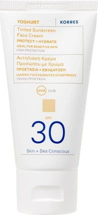 Тонирующий дневной крем Korres Yoghurt