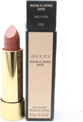 Помада Gucci Rouge A Levres Lip Colour