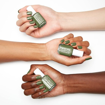 Nail Polish Essie Win Me Over