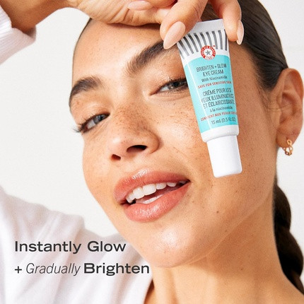 Крем для глаз First Aid Beauty Brighten + Glow Осветляющий крем для кожи вокруг глаз