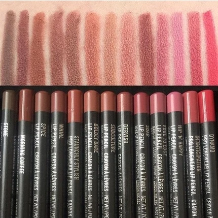 Карандаш для губ MAC Cosmetics
