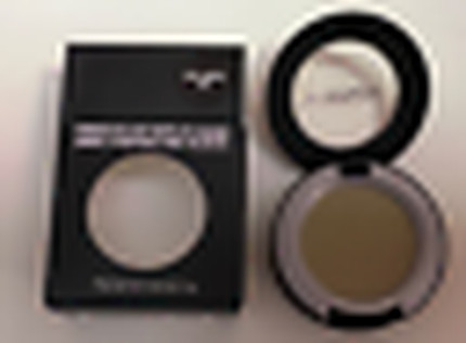 Рассыпчатые тени для век MAC Cosmetics