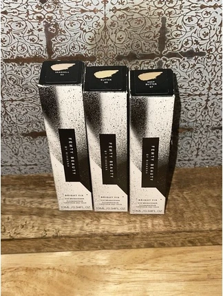 Консилер Fenty Beauty by Rihanna Bright Fix Eye Brightener