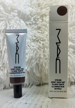 Тонирующая основа Skin Tint MAC Cosmetics Strobe