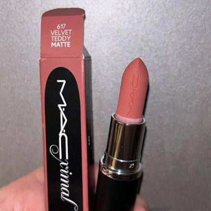 Помада MAC Cosmetics Velvet Teddy