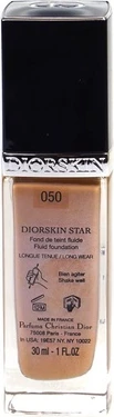Жидкая тональная основа Christian Dior DIORSKIN STAR