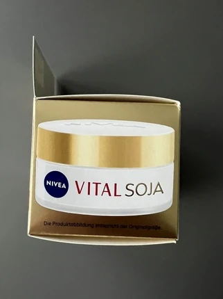 Дневной крем Nivea Vital
