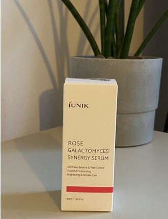 Сыворотка Iunik Rose Galactomyces Synergy Serum