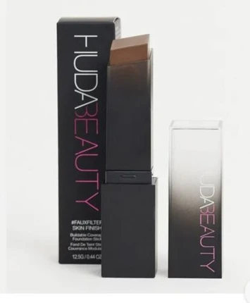 Тональный стик Huda Beauty FauxFilter
