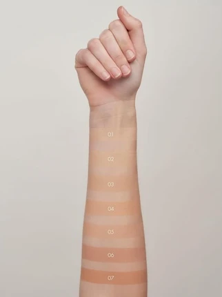 Тональная основа Sweed Glass Skin Стойкая Жидкая Формула Увлажнение
