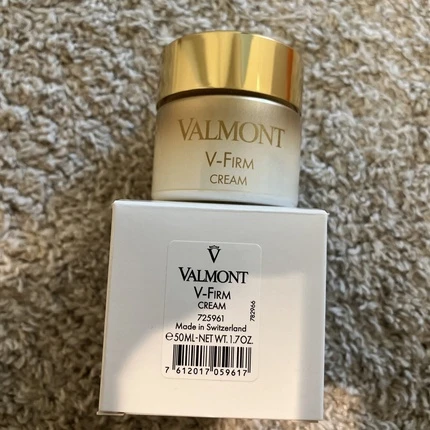 Крем Valmont