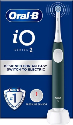 Электрическая зубная щетка Oral-B 