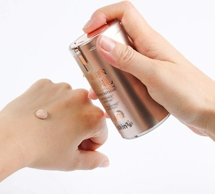 Тонирующий дневной крем Skin79 Golden Snail Intensive BB Cream